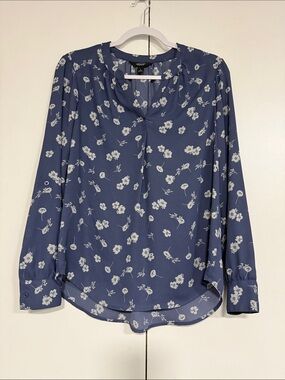 Simply Vera Vera Wang Blue Floral Split-Neck Long Sleeve Blouse